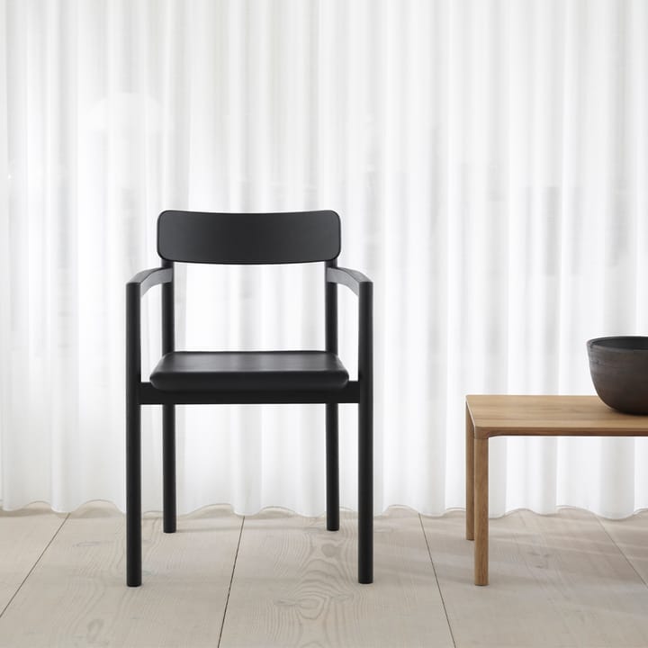 Post 3445 armchair, Black lacquered oak Fredericia Furniture