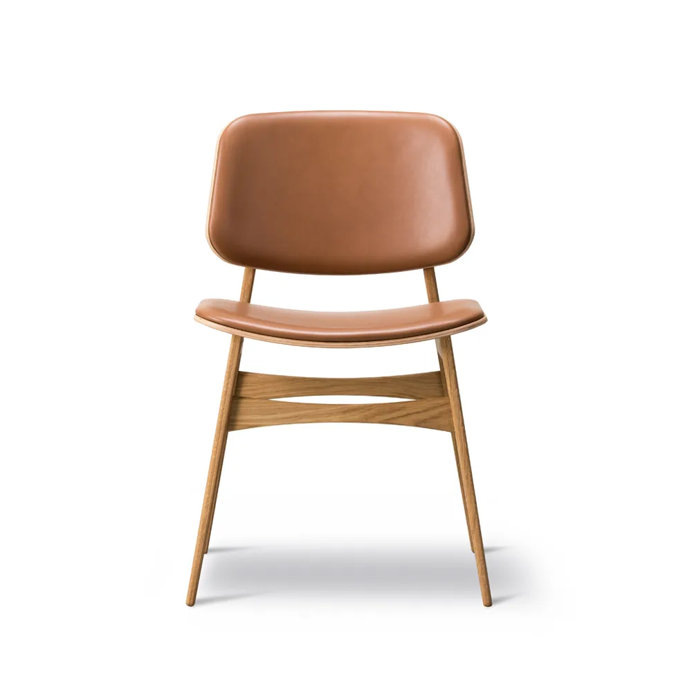 Søborg 3062 wood base chair fully upholstered, leather omni 307 cognac, lacquered ivory-colored oak Fredericia Furniture