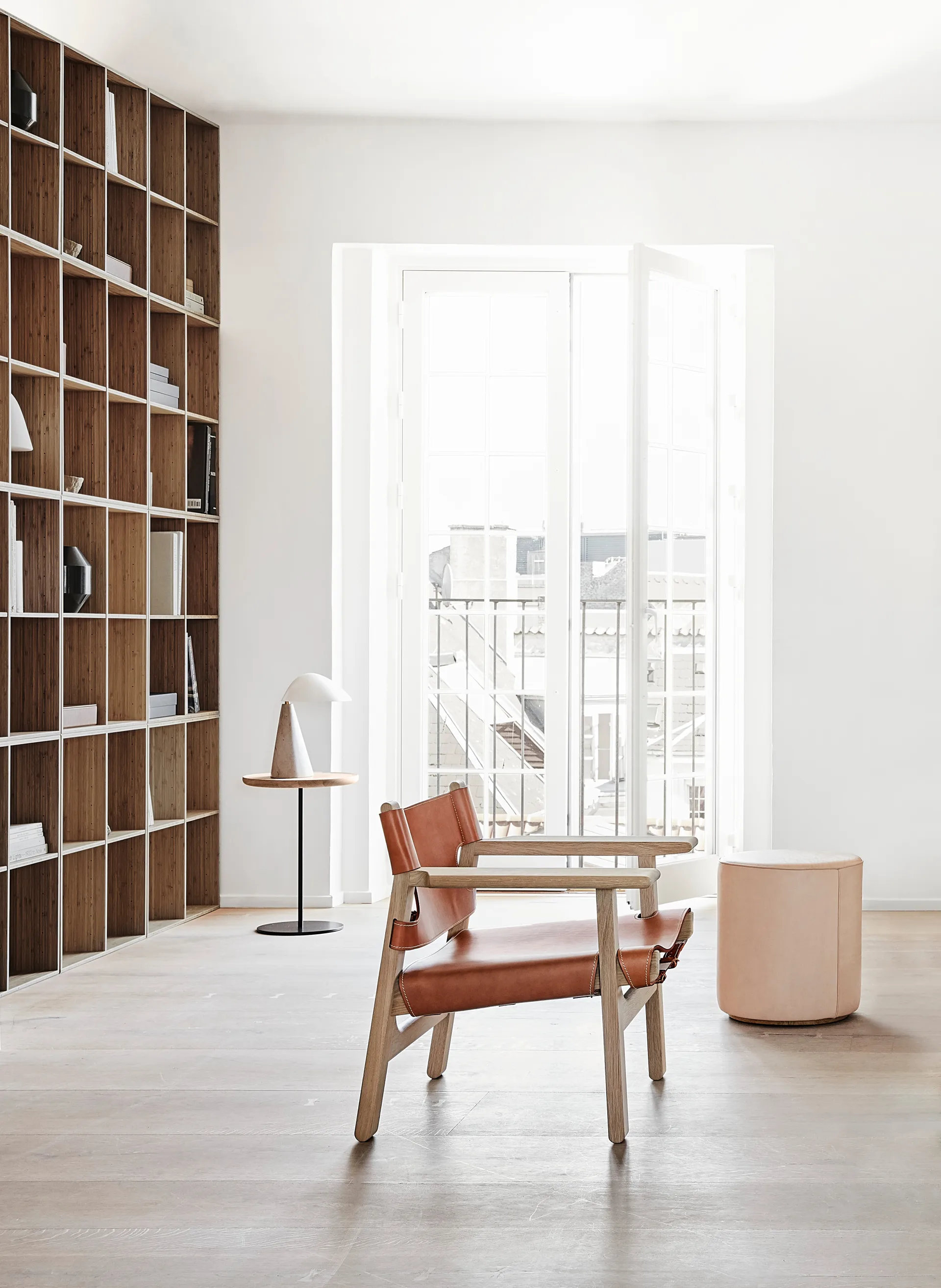 The Spanish armchair, Leather cognac-light oiled oak Fredericia Furniture