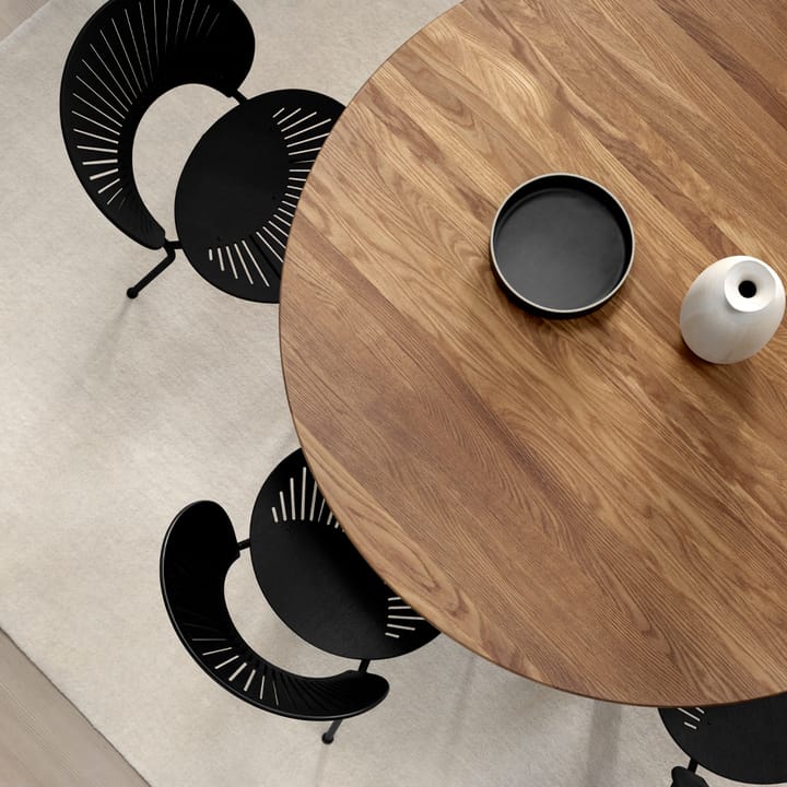 Trinidad 3398 chair, Black-stained ash legs black Fredericia Furniture
