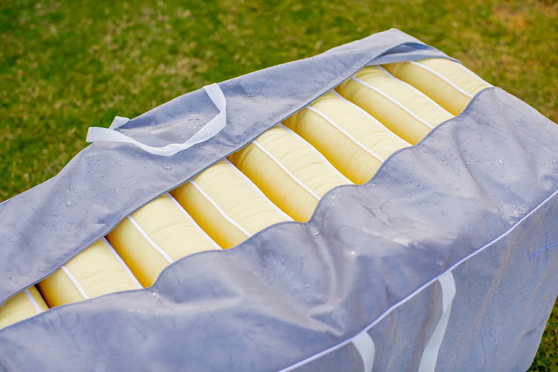 01 rain cover for cushion 55, Grey Fri Form