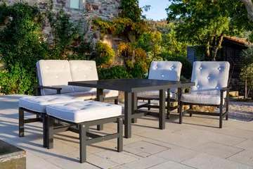 05 armchair - Black - Fri Form