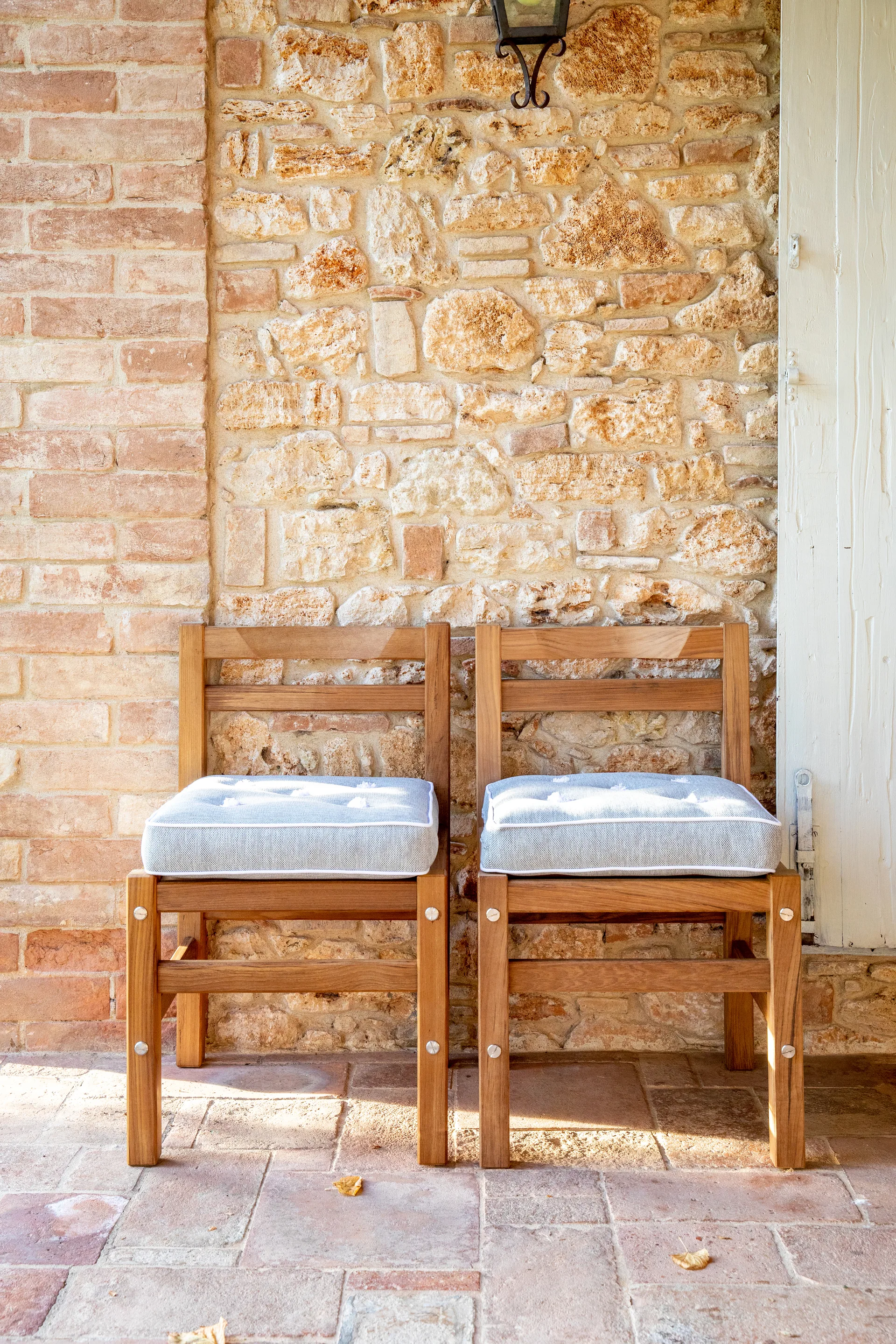 06 chair, Teak Fri Form