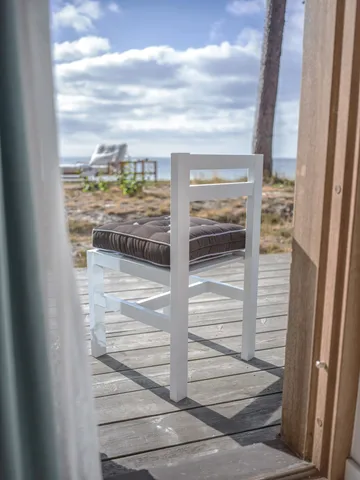 06 chair - White - Fri Form