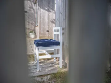 06 chair - White - Fri Form