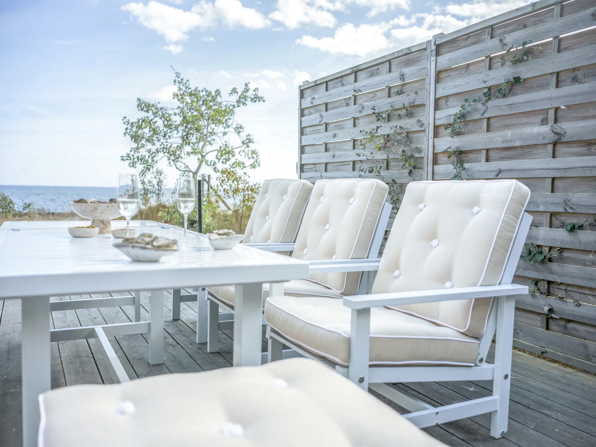 62 table, White, 142x80x72 cm Fri Form