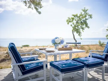 92 ottoman - White - Fri Form