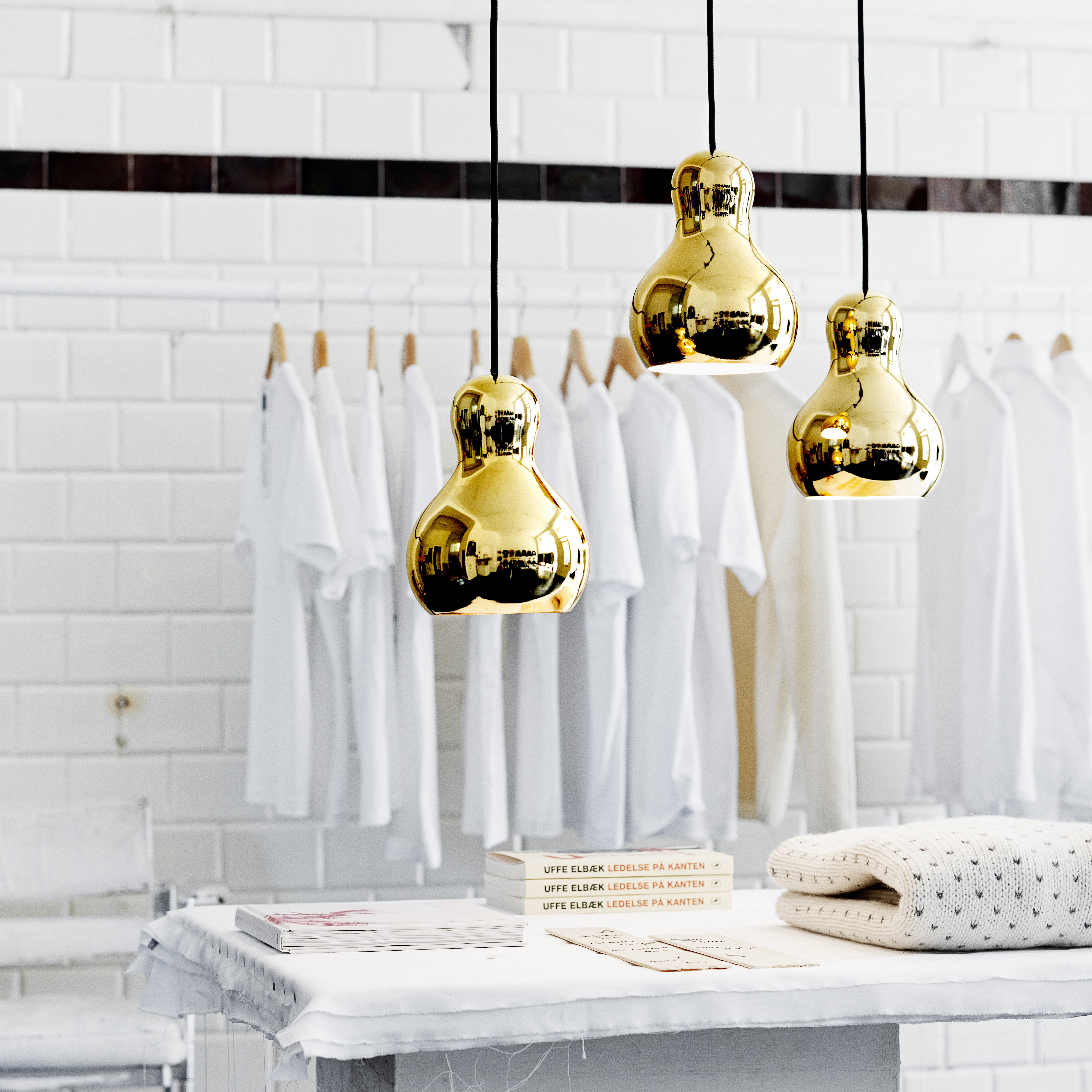 FritzHansenフリッツハンセン　ヤマギワ　CALABASH P2シルバー FritzHansenフリッツハンセン ヤマギワ CALABASH P2シルバー