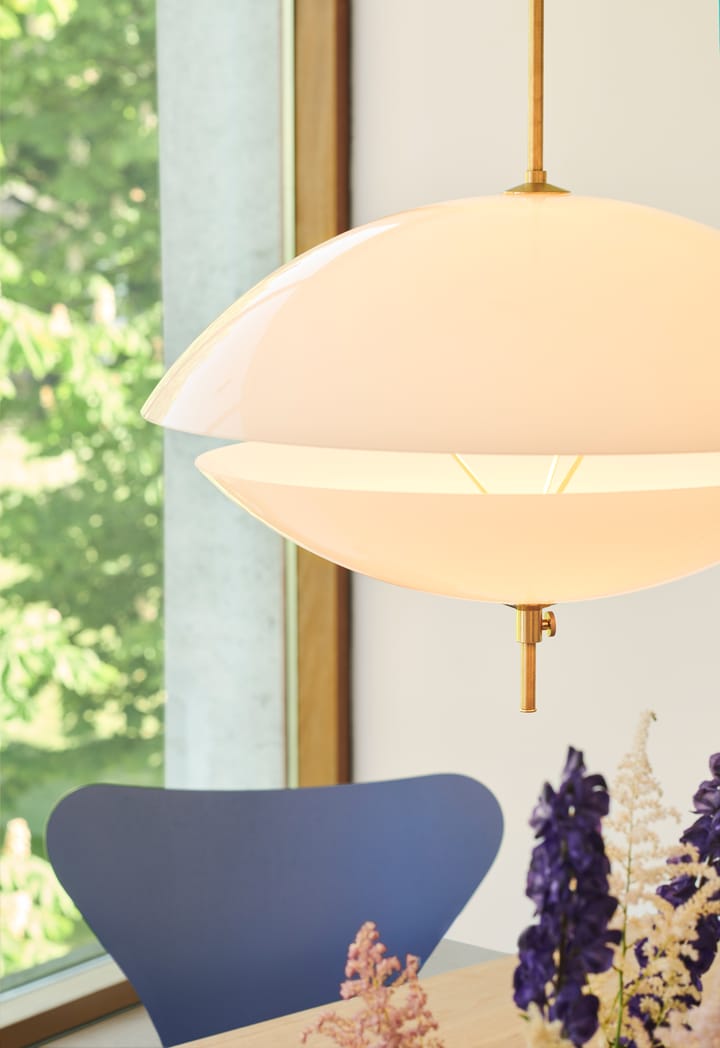 Clam pendant lamp - Ø55 cm - Fritz Hansen