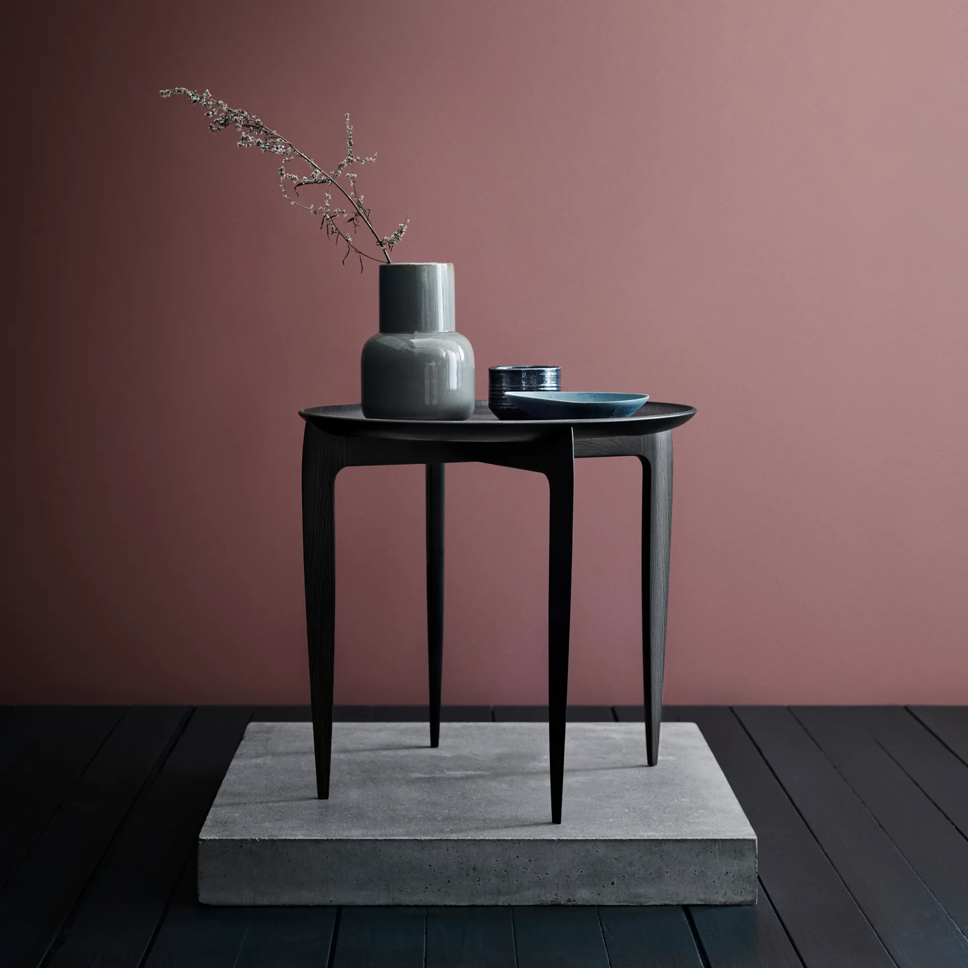 Foldable Tray Table Ø 45 cm, Black Fritz Hansen