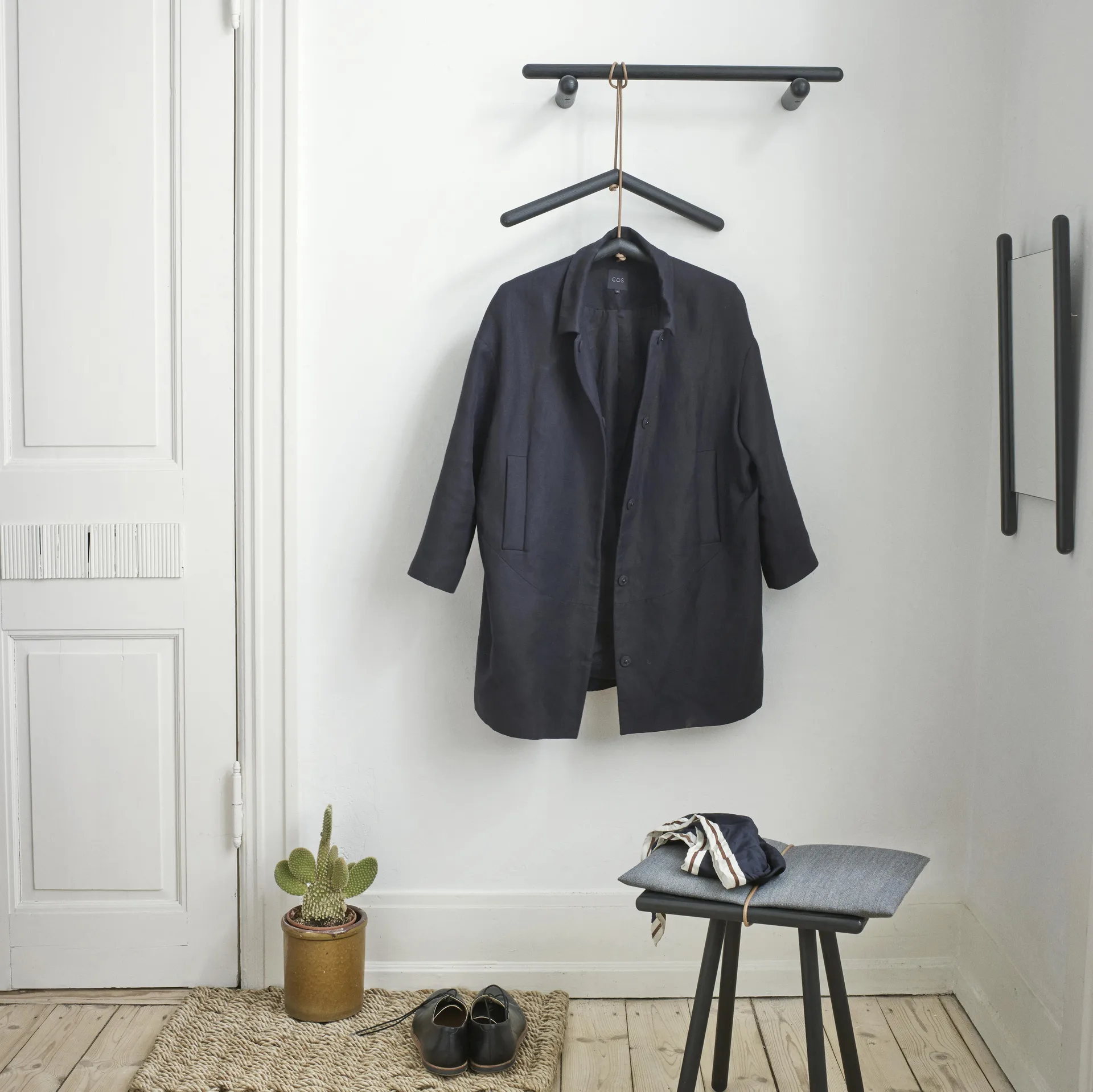 Georg stool, black-painted oak Fritz Hansen