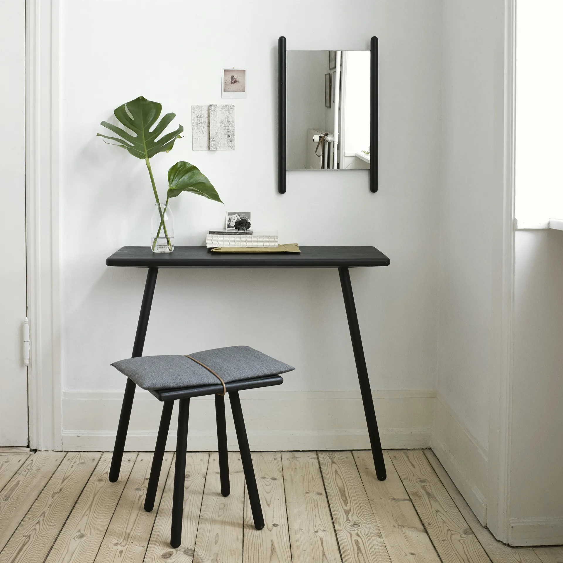 Georg stool, black-painted oak Fritz Hansen