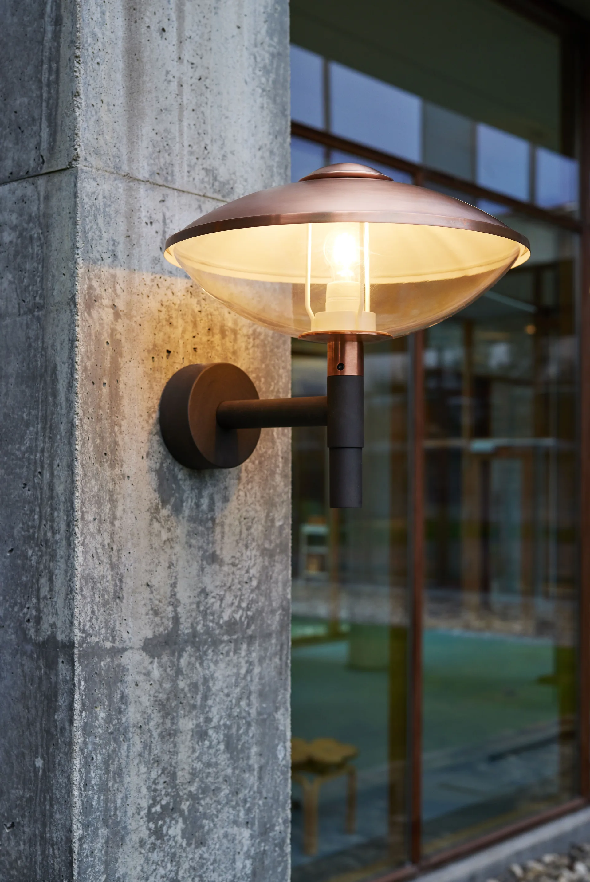 HL410 Outdoor facade lighting, Copper-clear Fritz Hansen