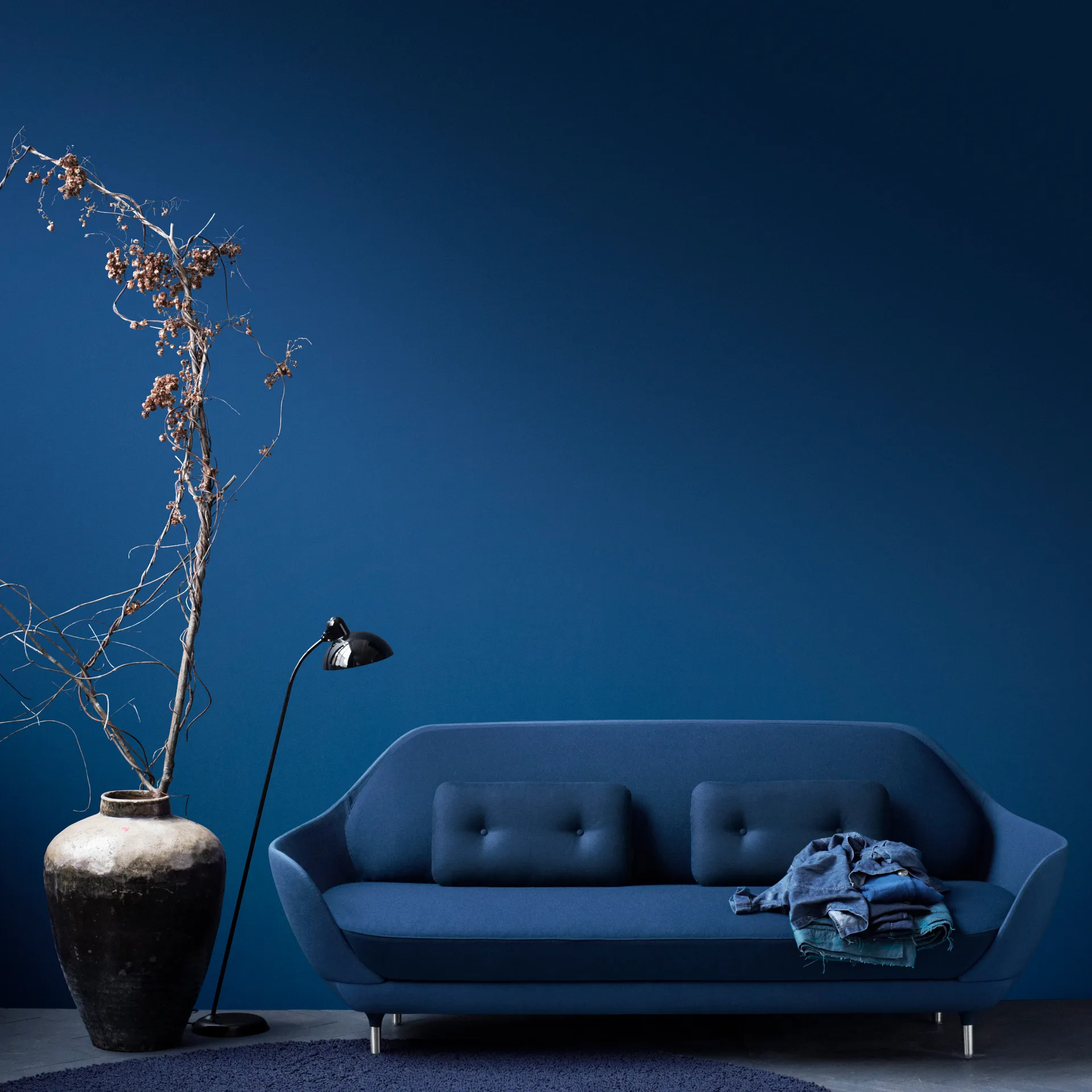 Kaiser Idell 6556-F Luxus floor lamp, Black Fritz Hansen