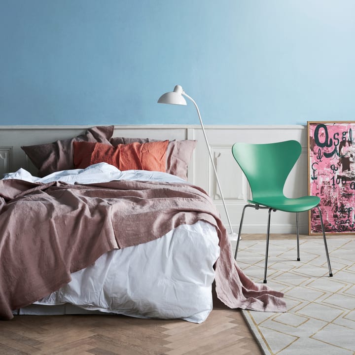 Kaiser Idell 6556-F Luxus floor lamp, White Fritz Hansen