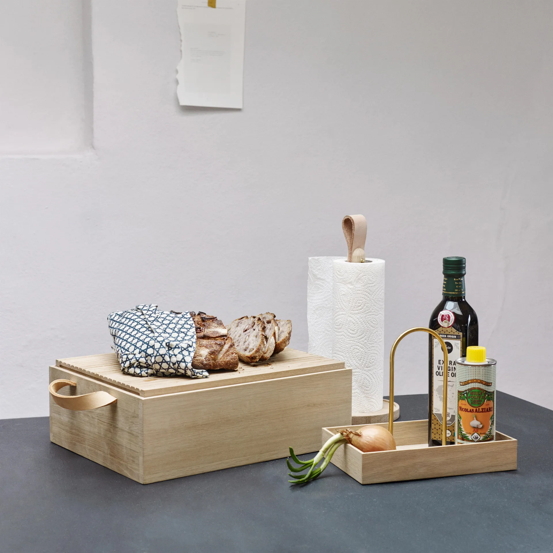 Norr box, oak Fritz Hansen