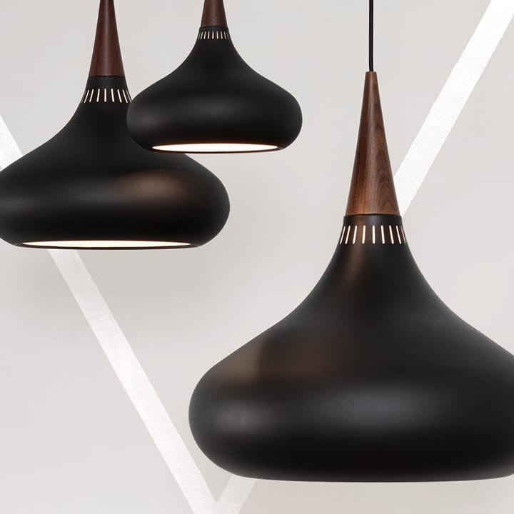 Orient P2 pendant lamp - Black - Fritz Hansen