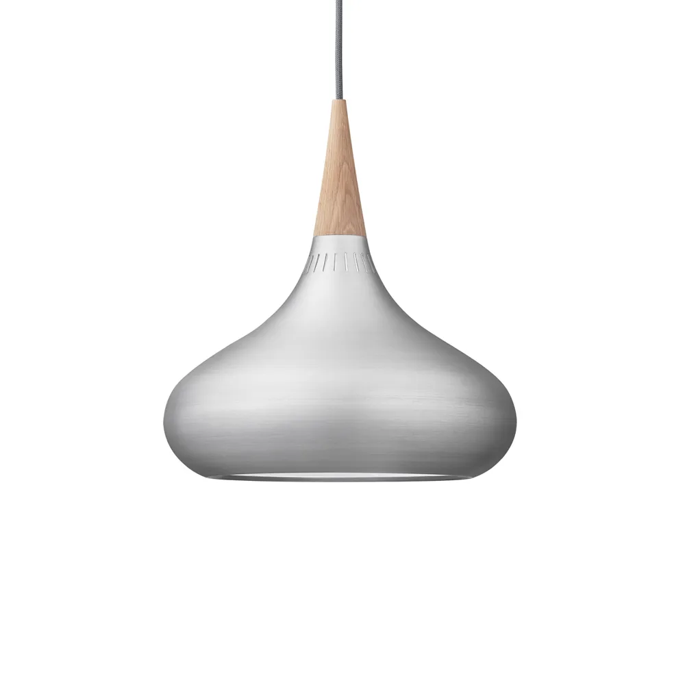 Orient P2 pendant lamp from Fritz Hansen - NordicNest.com