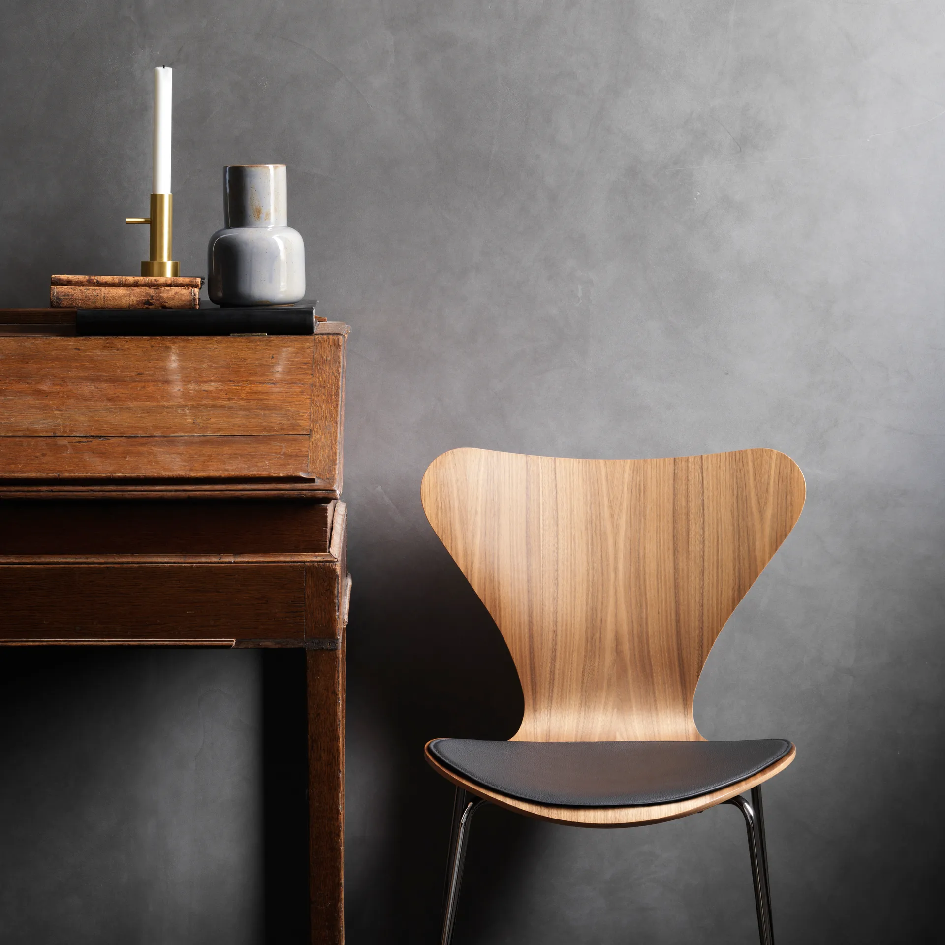 Series 7 chair pad leather, Black Fritz Hansen