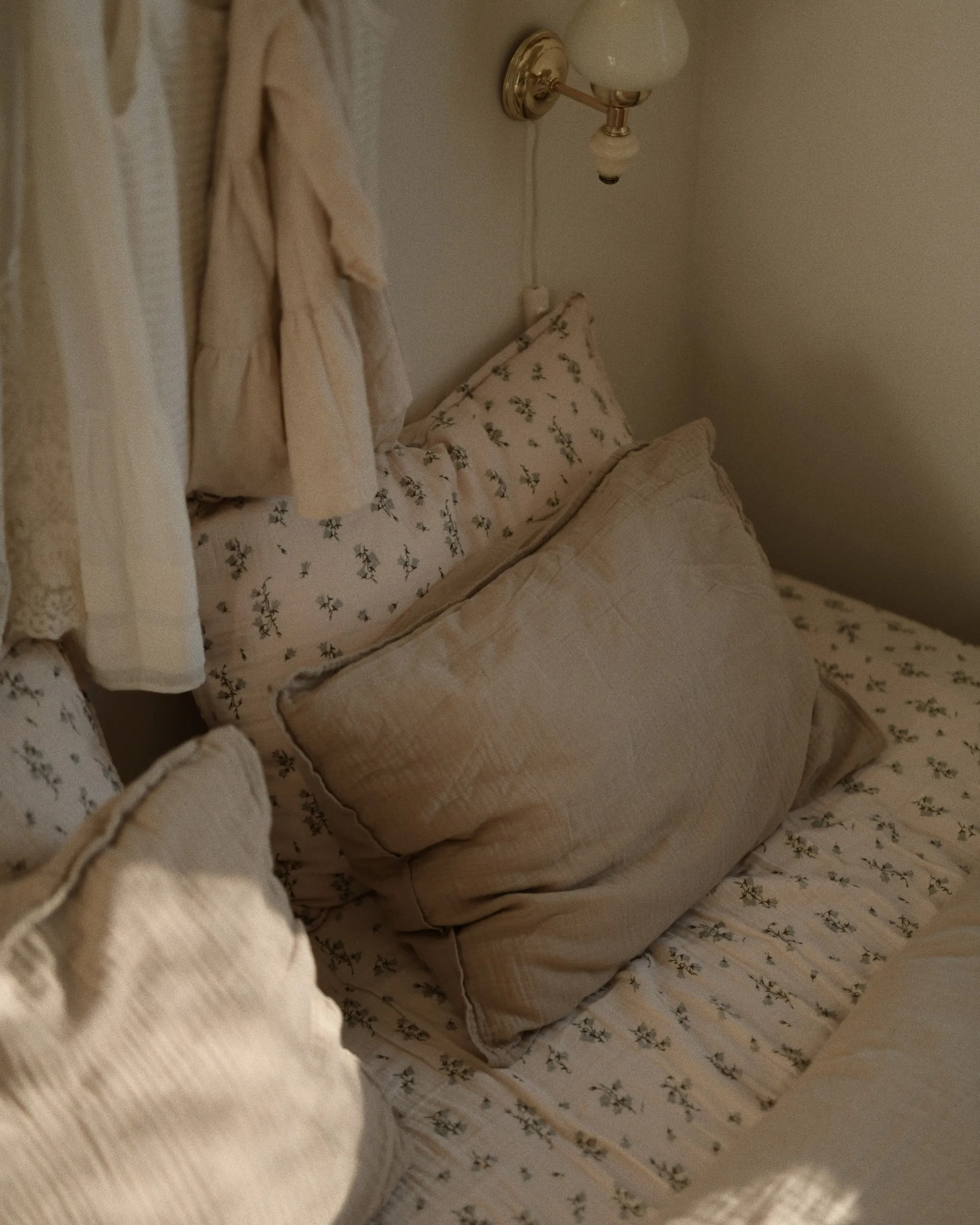 Bluebell Muslin fitted sheet, 160x200x30 cm Garbo&Friends