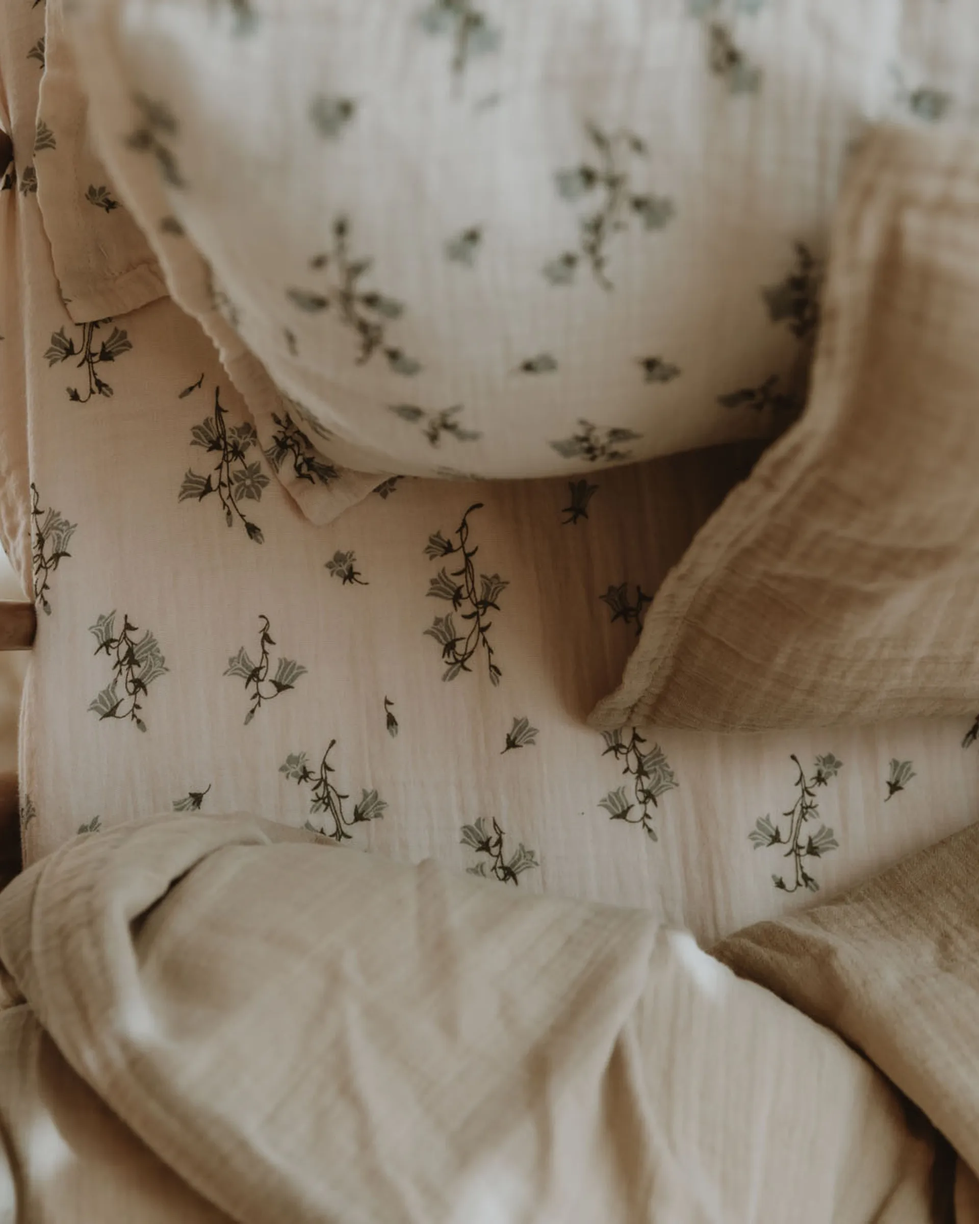 Bluebell Muslin fitted sheet, 90x200x30 cm Garbo&Friends