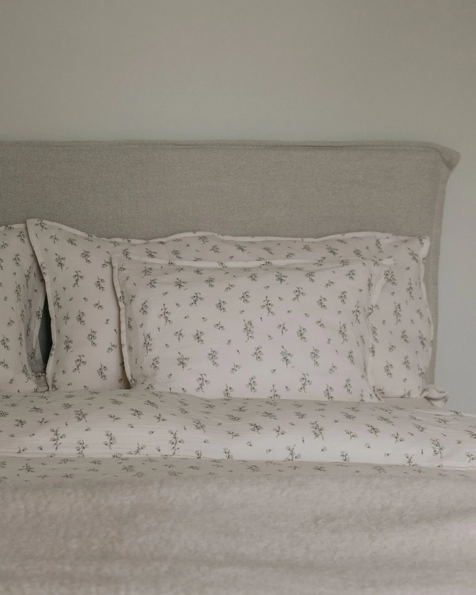 Bluebell Muslin pillowcase, 80x80 cm Garbo&Friends