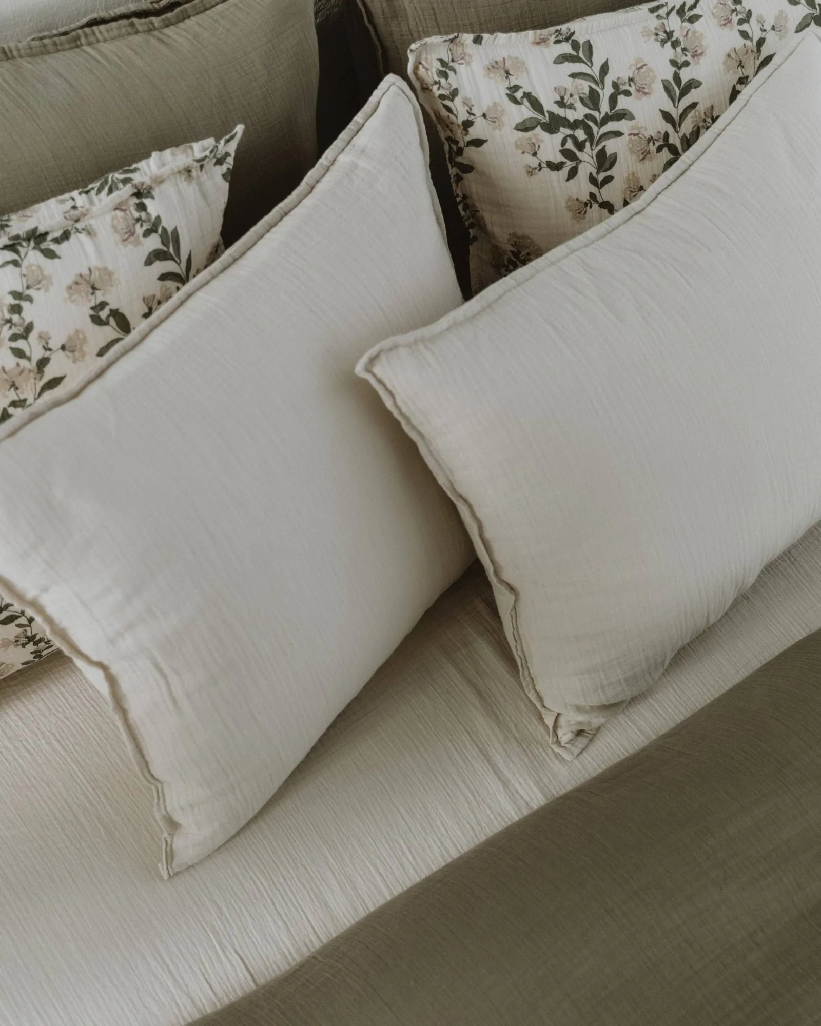 Eggshell Muslin pillowcase, 80x80 cm Garbo&Friends
