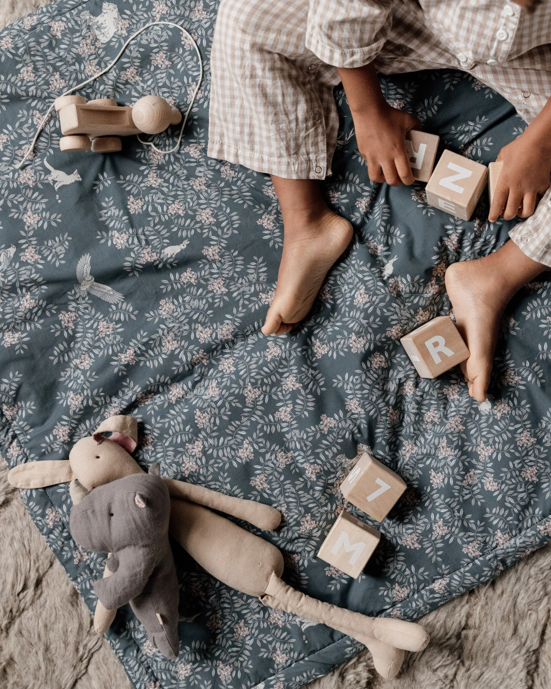 Fauna Forest padded blanket, 90x120 cm Garbo&Friends