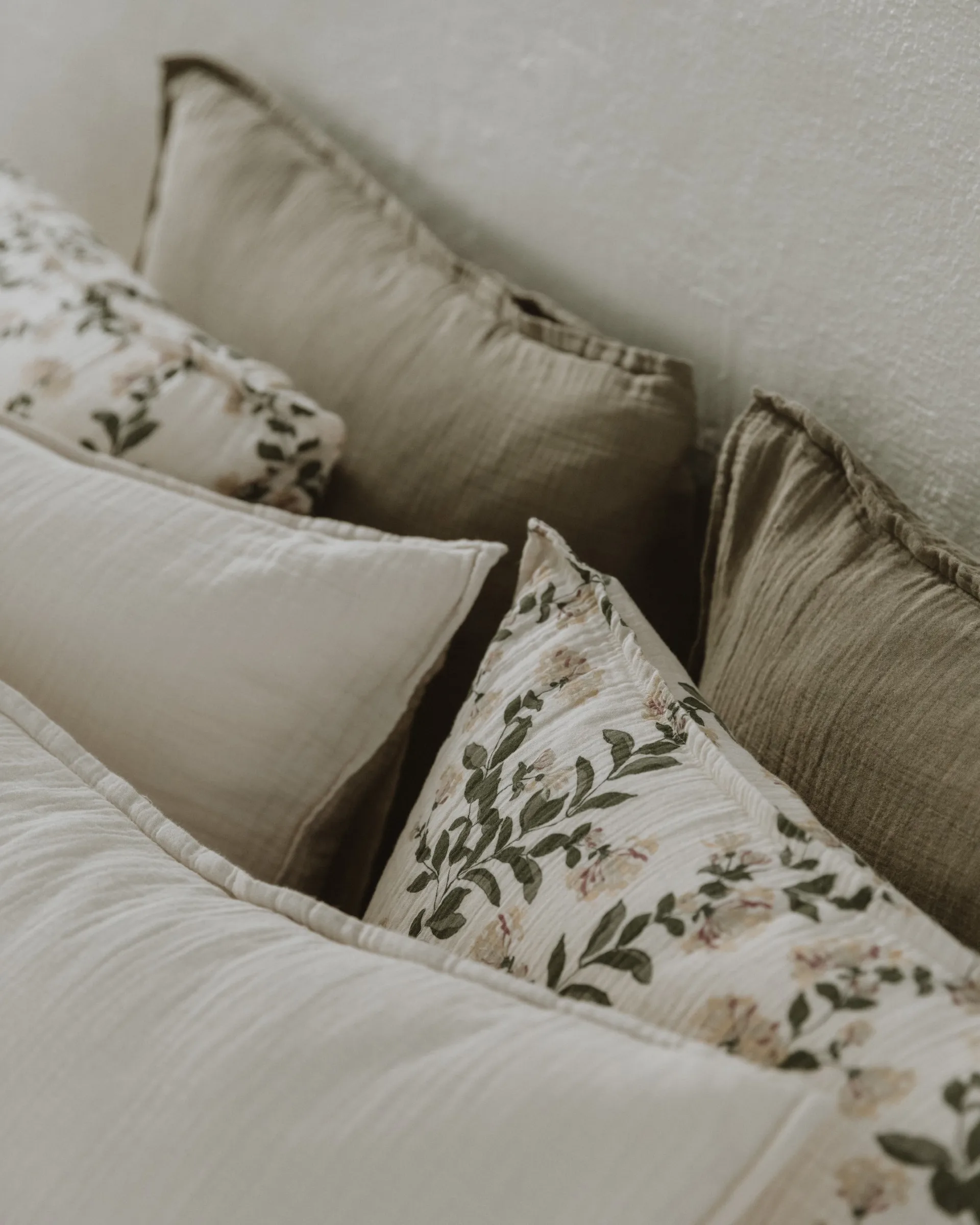 Geranium Muslin pillowcase, 50x70 cm Garbo&Friends