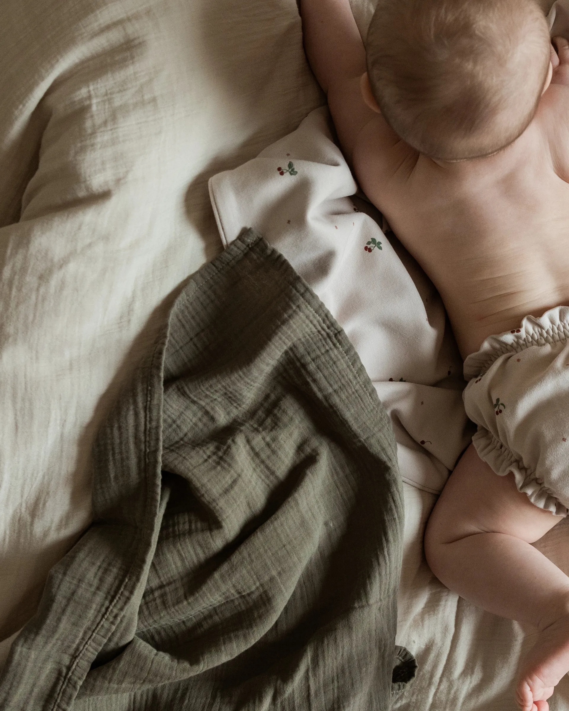 Geranium Muslin Swaddle blanket, 110x110 cm Garbo&Friends