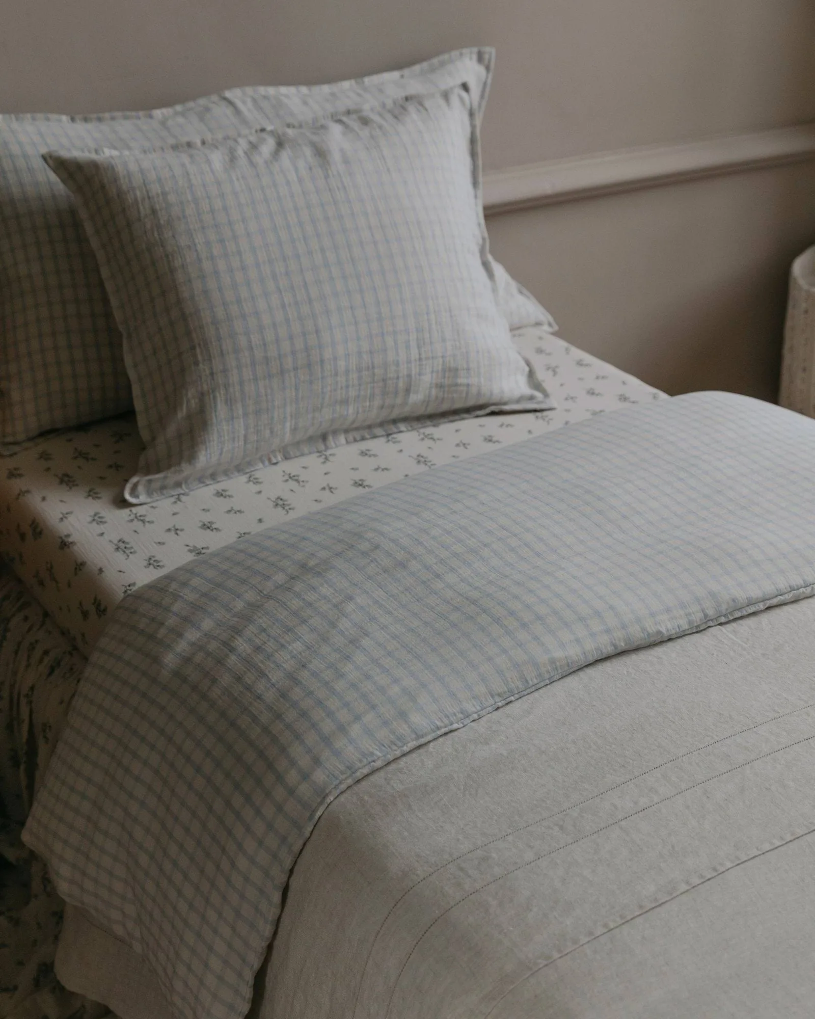 Gingham Sky Blue Muslin duvet cover, 140x200 cm Garbo&Friends