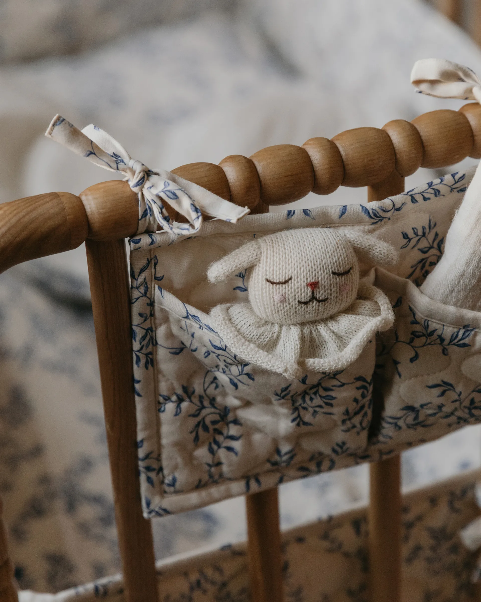 Jardim Satin quilted bed pocket, 18x43 cm Garbo&Friends