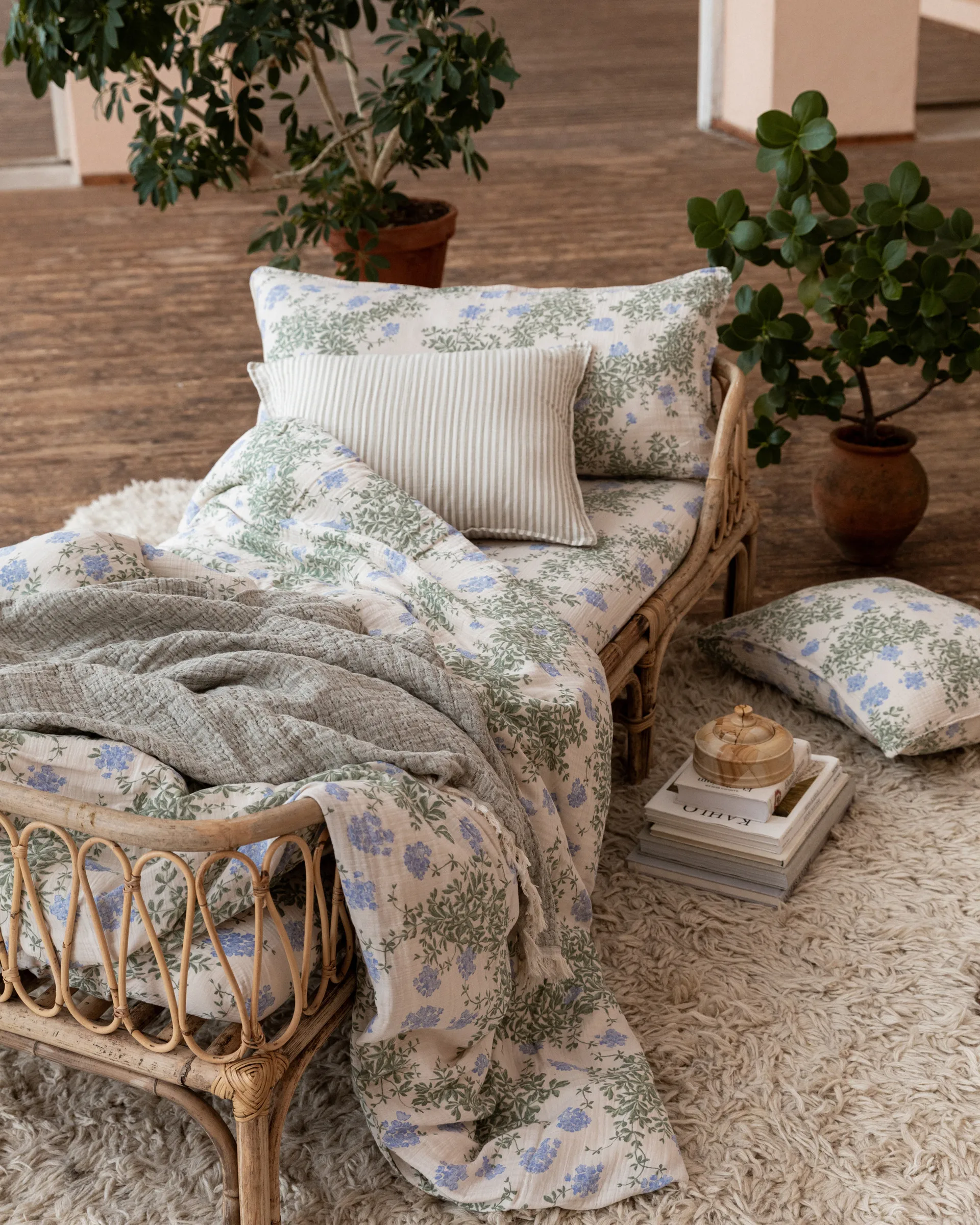 Plumbago Muslin bed set, 140x200 cm/50x70 cm Garbo&Friends