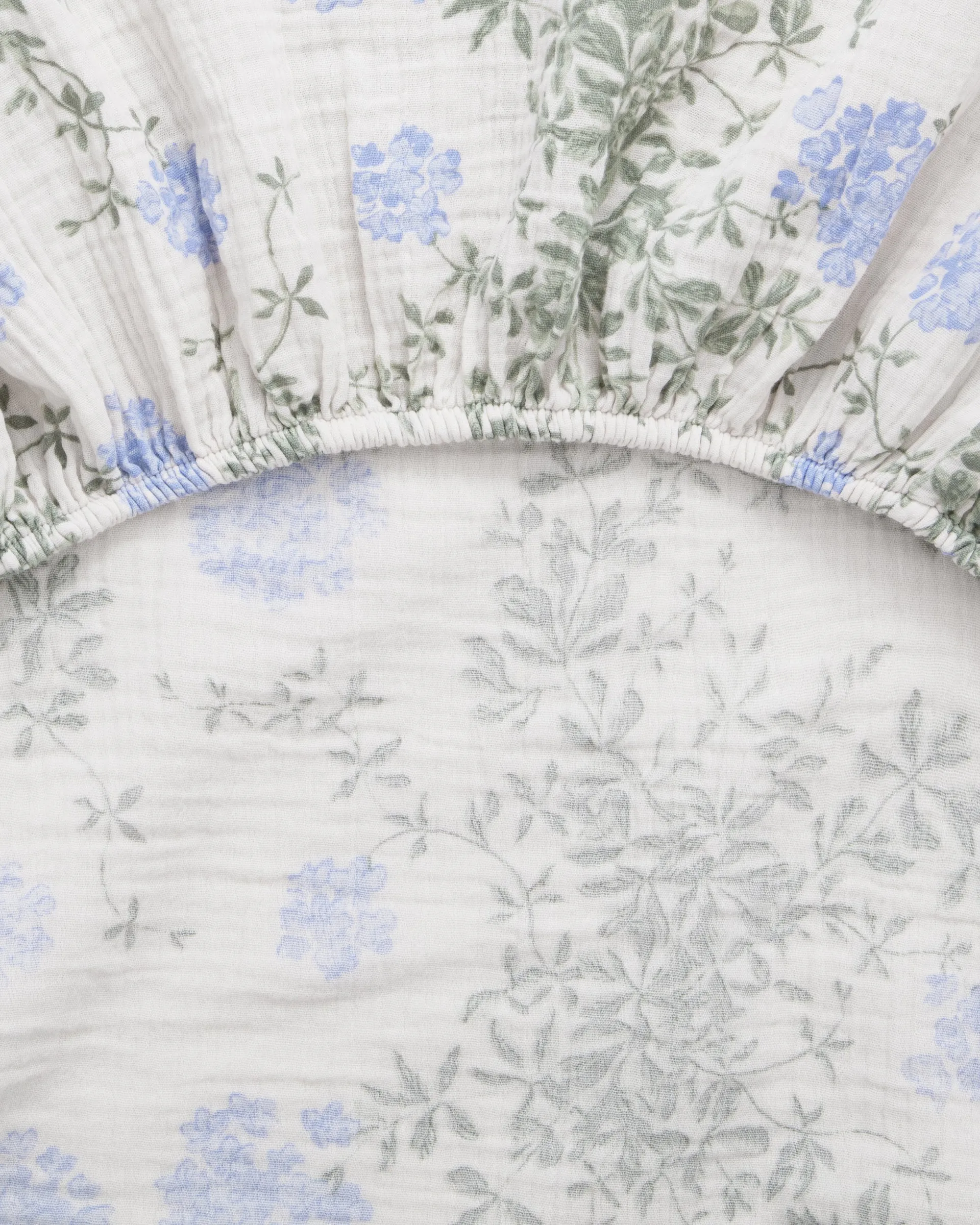 Plumbago Muslin fitted sheet, 70x140x20 cm Garbo&Friends