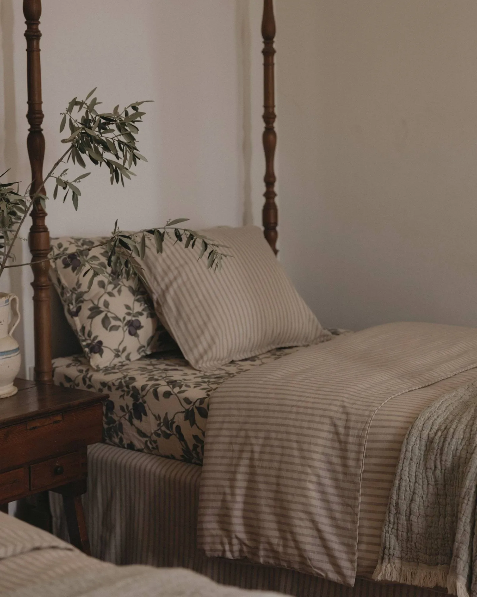 Stripe Mauve Muslin duvet cover, 150x210 cm Garbo&Friends