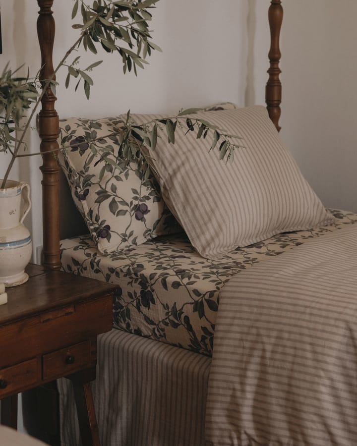 Stripe Mauve pillowcase, 50x75 cm Garbo&Friends
