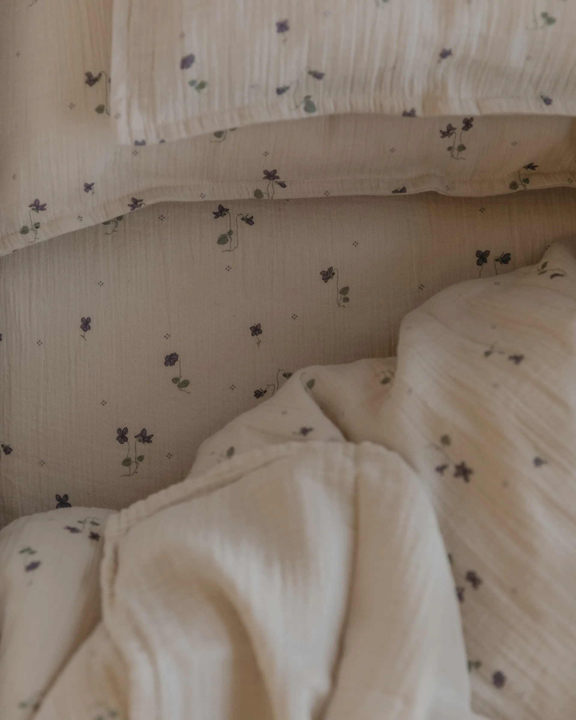 Viola Muslin fitted sheet, 60x120x20 cm Garbo&Friends