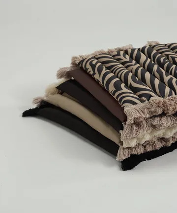 Garden Glory cushion with fringes - Garden Glory