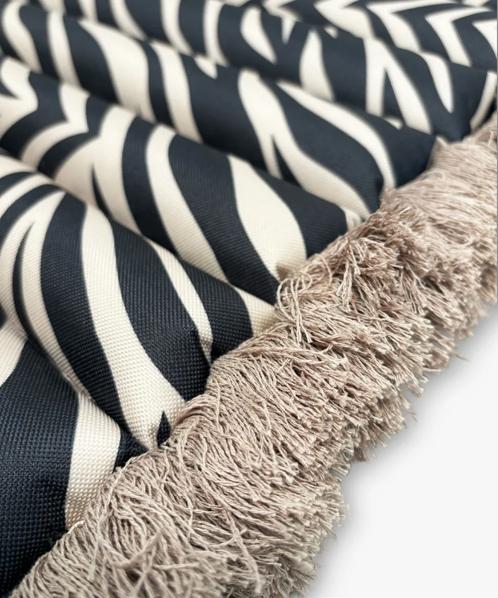Garden Glory Outdoor seat cushion, Zebra fringe Garden Glory