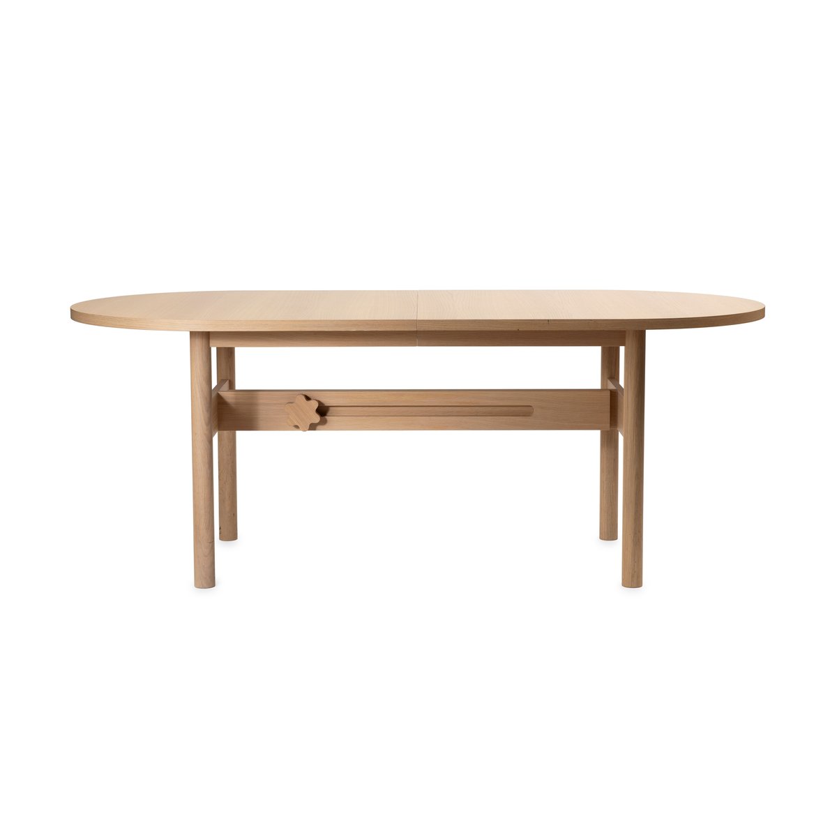 Gärsnäs Ateljé Table Oak-natural-knob in oak | Scandinavian Design | Dining tables | Beige