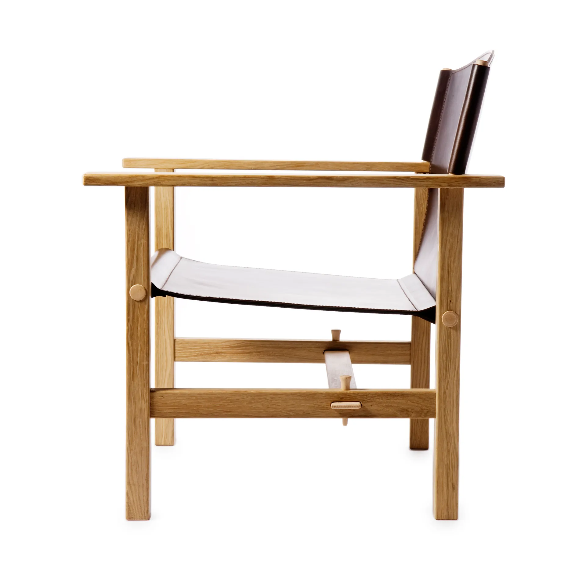 Ferdinand armchair, Oak-untreated-Tärnsjö leather dark brown Gärsnäs