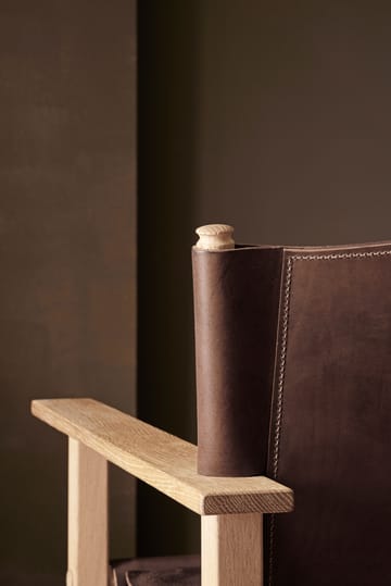 Ferdinand armchair - Oak-untreated-Tärnsjö leather dark brown - Gärsnäs