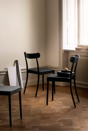 Petite chair - Veneered seat black - Gärsnäs