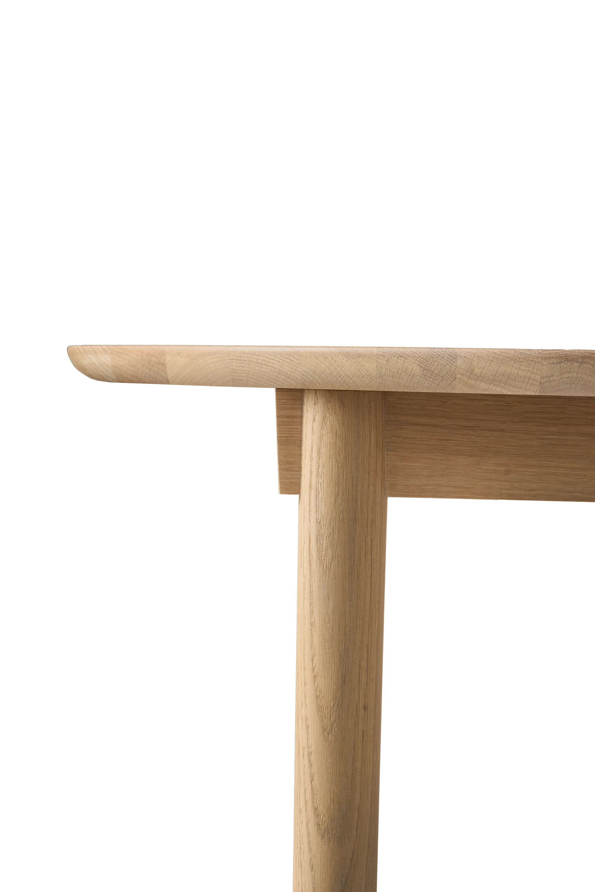 Tak dining table Ø120 cm, Monocoat natural Gärsnäs