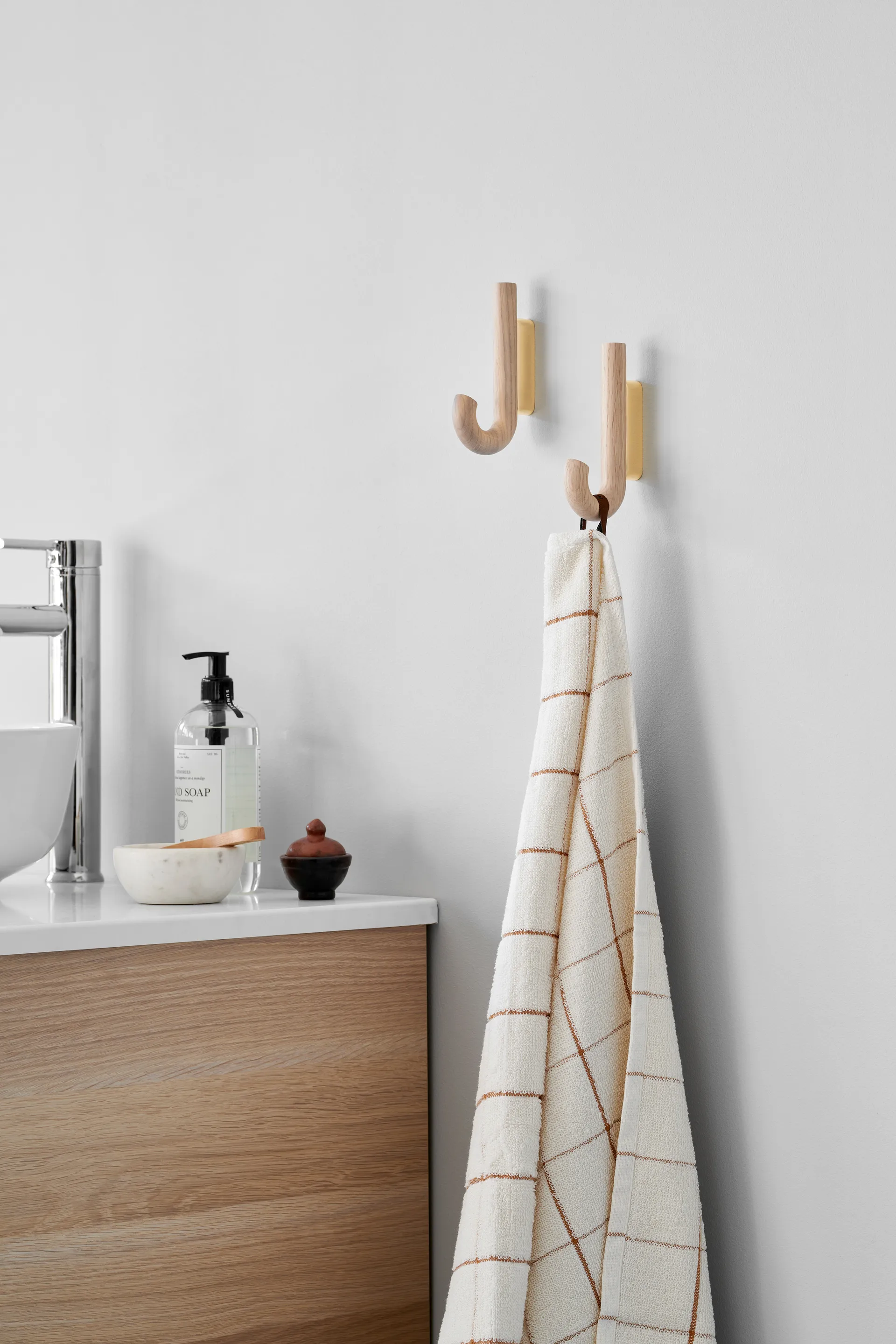 Hook hook mini 13.3 cm, Oak-brass Gejst