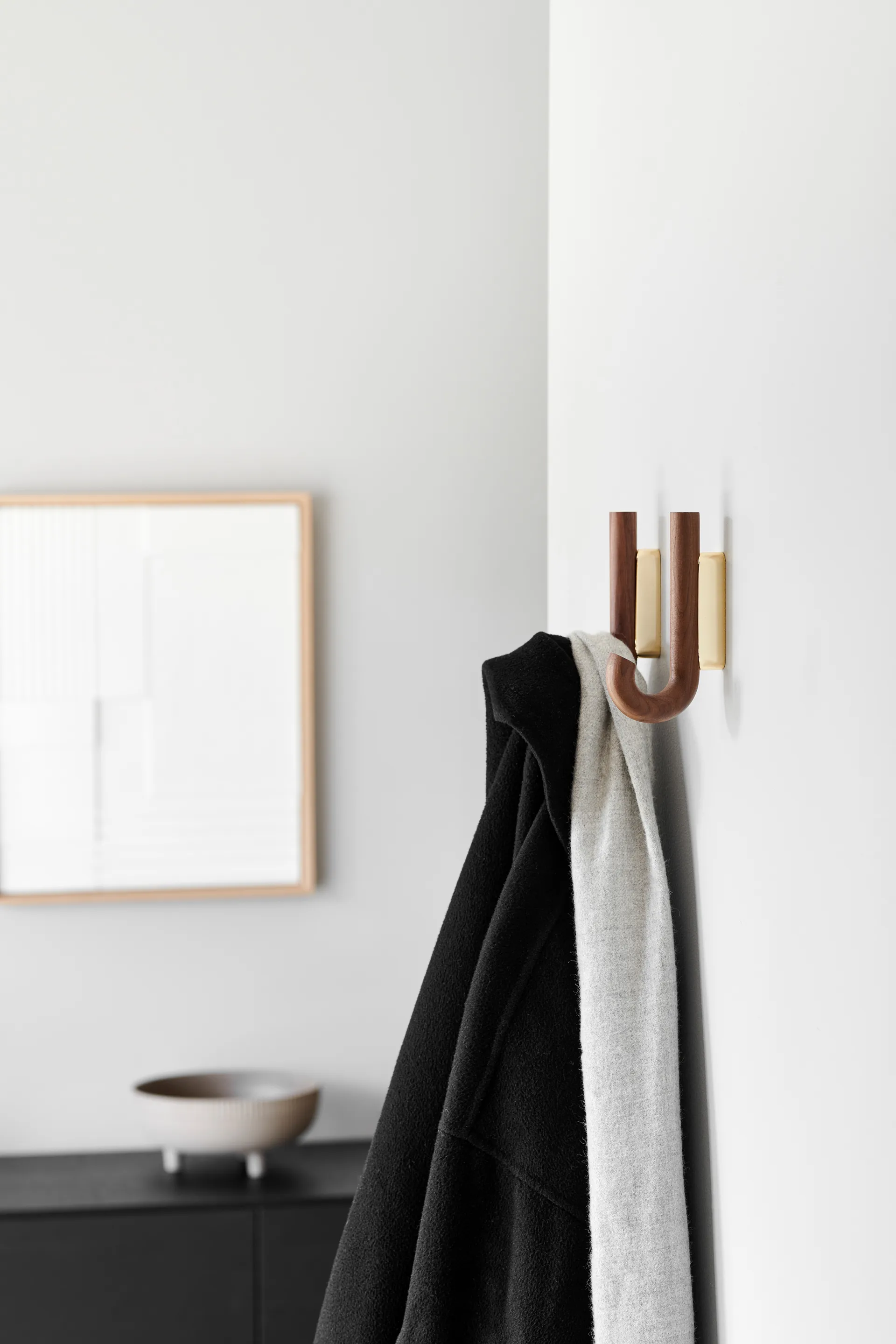 Hook hook mini 13.3 cm, Walnut-brass Gejst