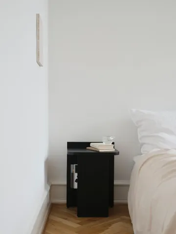 Ismo side table - Black ash - Gejst