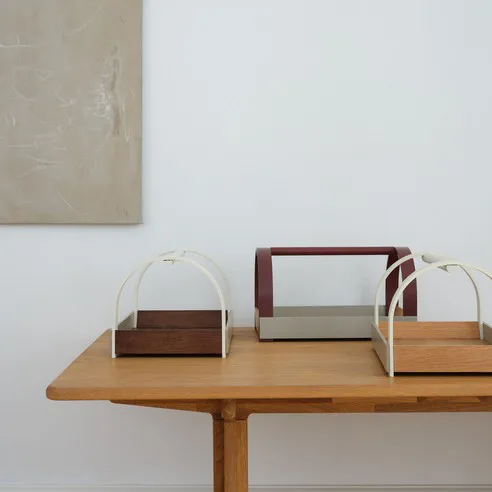 Kydo tray with handles 40.5x27x23.5 cm, Oak-beige white Gejst