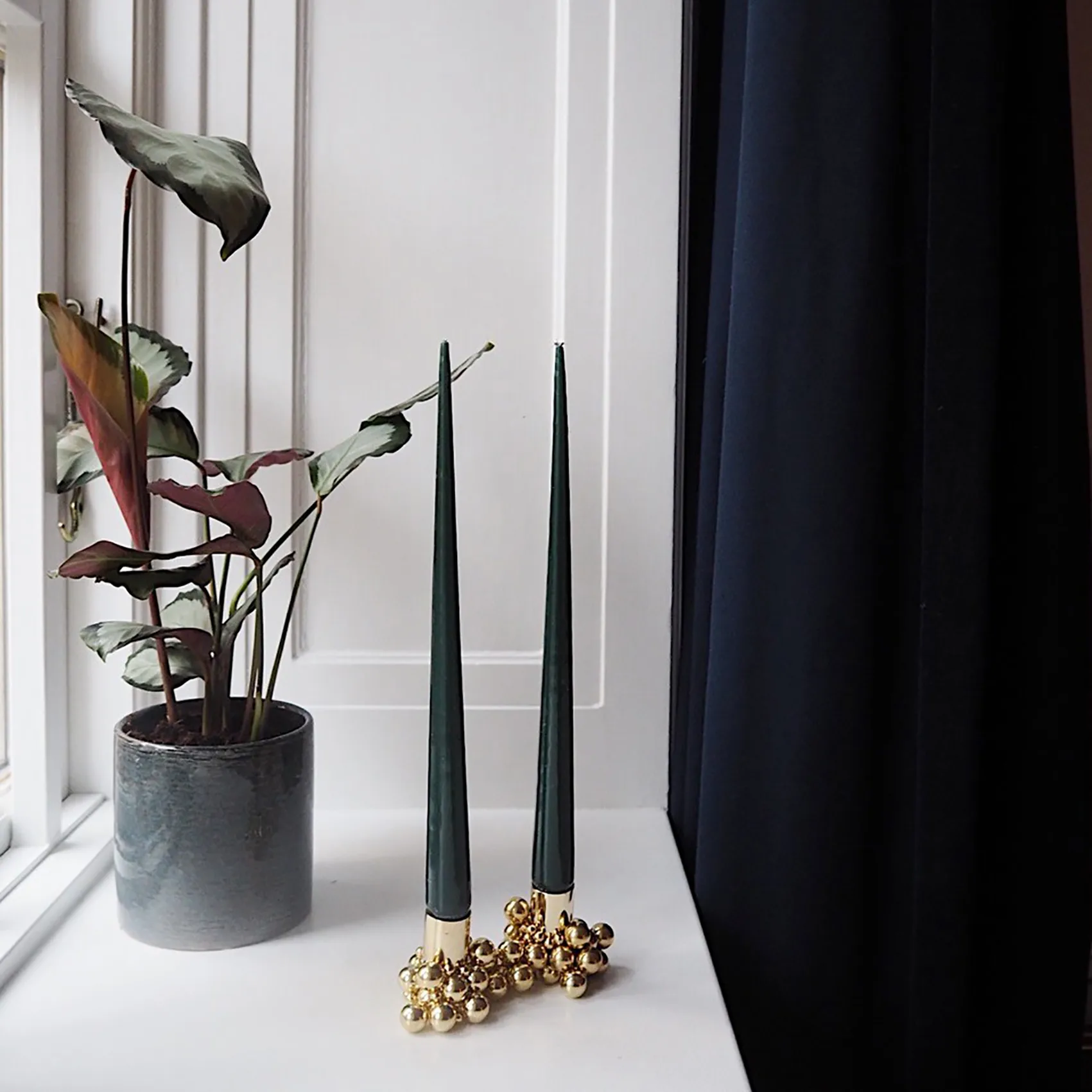 Molekyl candlestick 2, brass Gejst