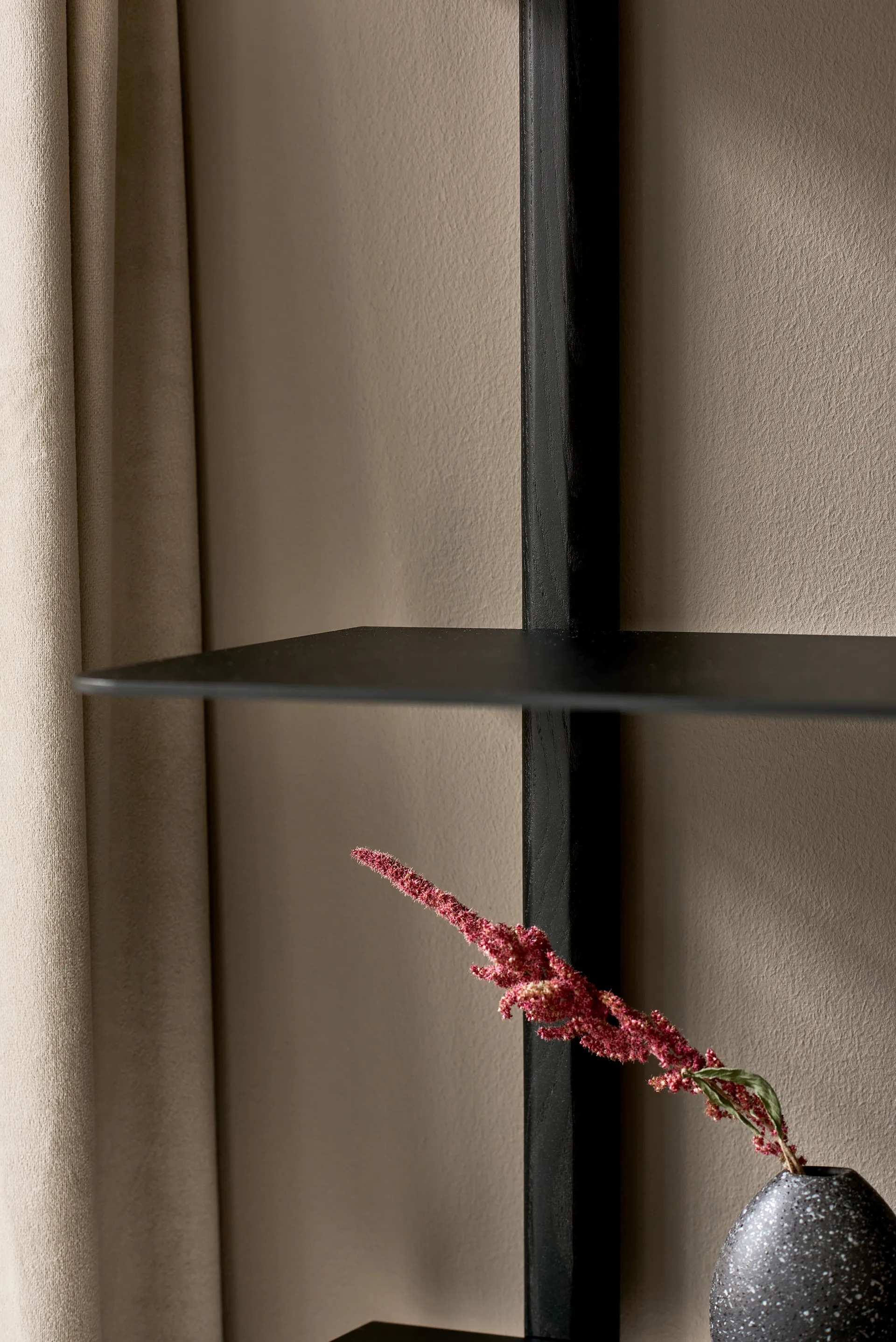 Nivo shelf A large, Black oiled ash-black Gejst